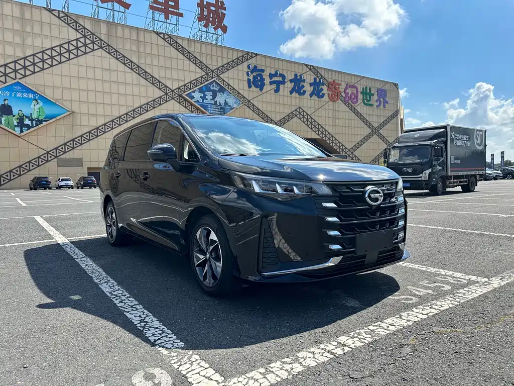 GAC Trumpchi M6 2022 — фото 3