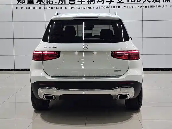 Mercedes-Benz GLB 2021