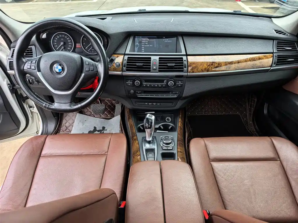 BMW X5 2011 — фото 13