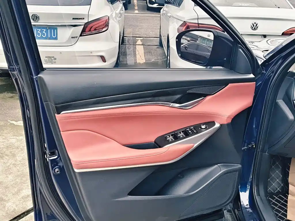 Changan CS75PLUS 2020 — фото 12