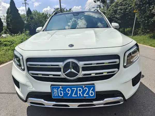 Mercedes-Benz GLB 2021