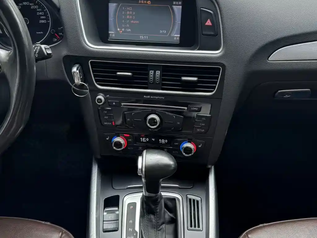 Audi Q5 2015 — фото 12