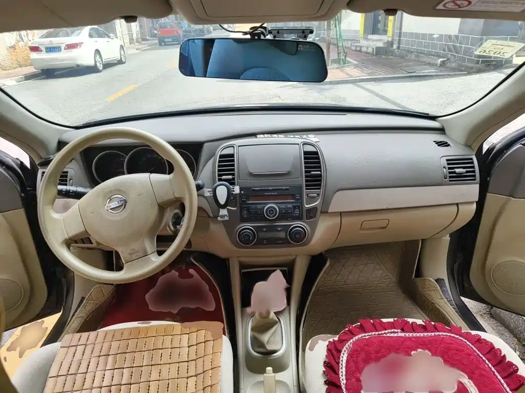 Nissan Sylphy 2018 — фото 13