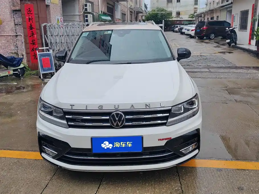 Volkswagen Tiguan L 2021 — фото 2