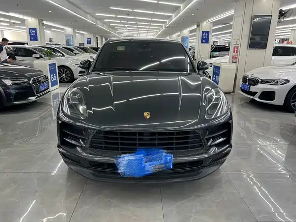 Porsche Macan 2020