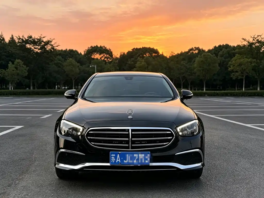 Mercedes-Benz E-Class 2023 — фото 2