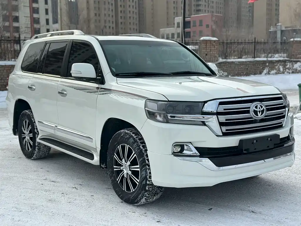 Toyota Land Cruiser 2014 — фото 3