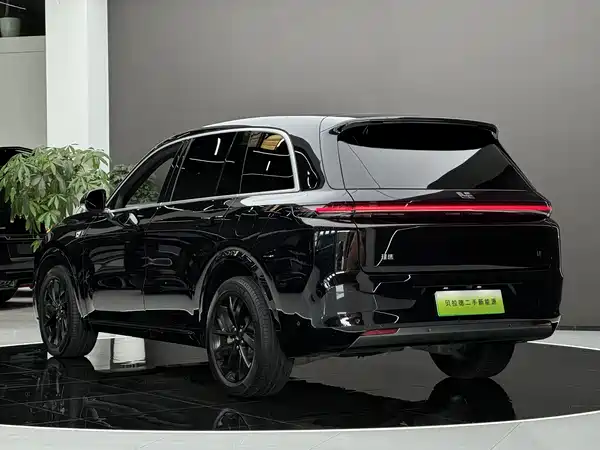 Li Auto L8 2024