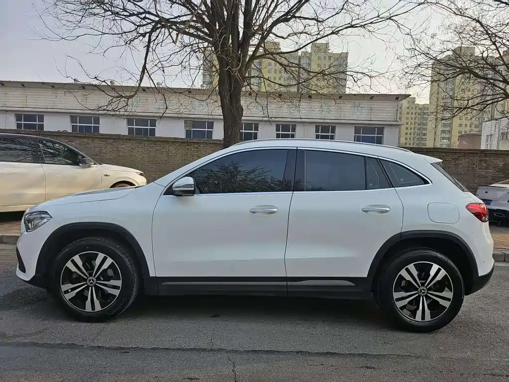 Mercedes-Benz GLA 2021 — фото 4