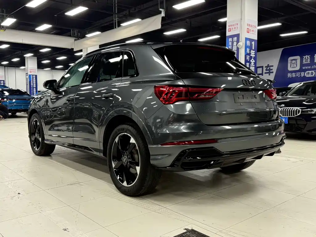 Audi Q3 2021