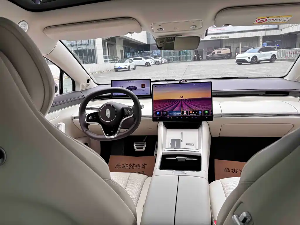 Luxeed Zhijie S7 2025 — фото 16