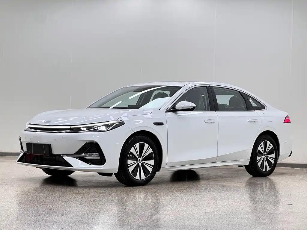 Geely Galaxy A7 EM 2026 — фото 1