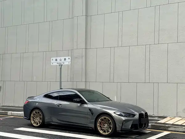 BMW M4 2022