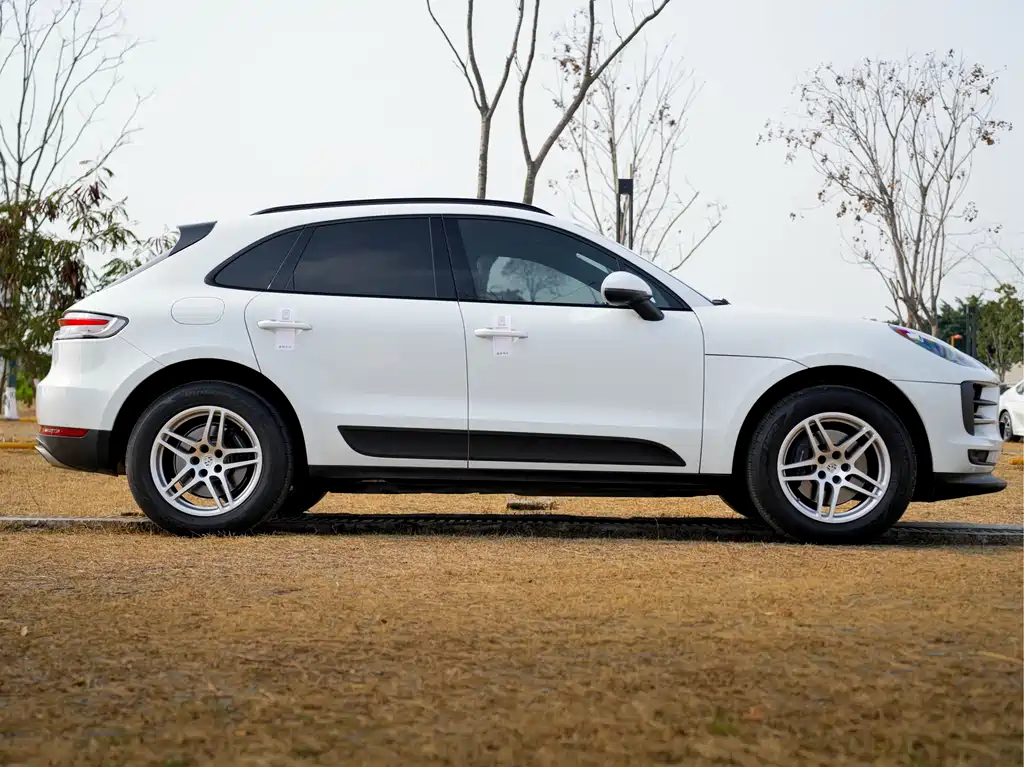 Porsche Macan 2020 — фото 4