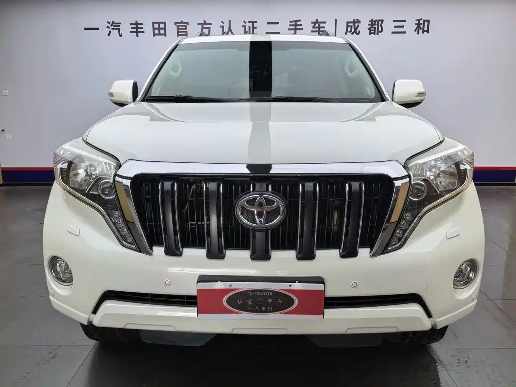 Toyota Prado 2017 — фото 2