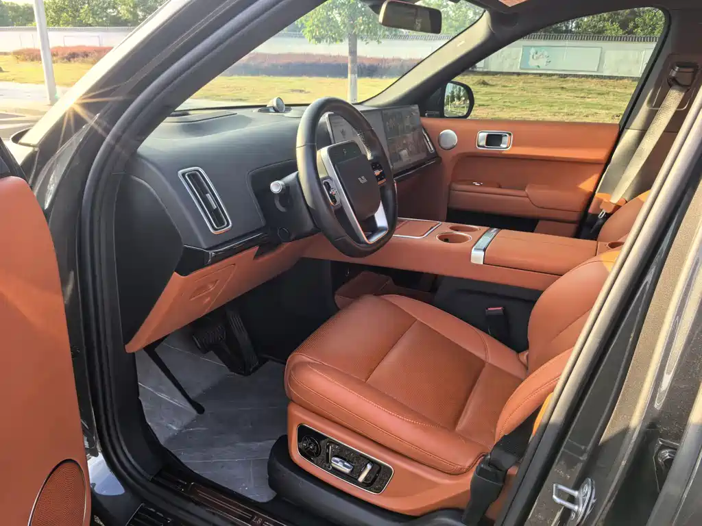 Li Auto Li L8 2024