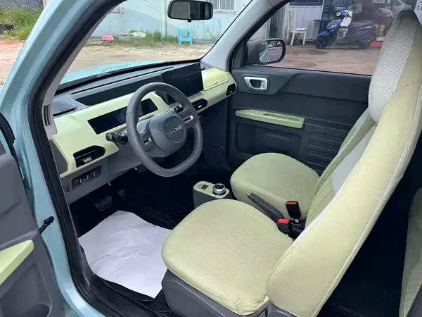 Geely Galaxy Panda 2024