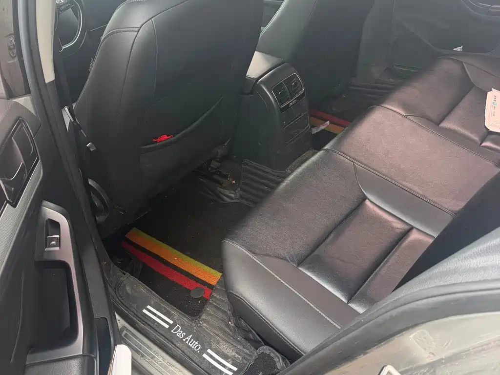 Volkswagen Sagitar 2017