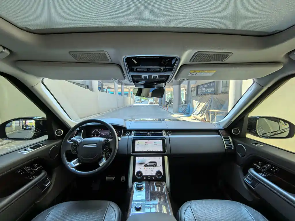 Land Rover Range Rover 2020 — фото 12