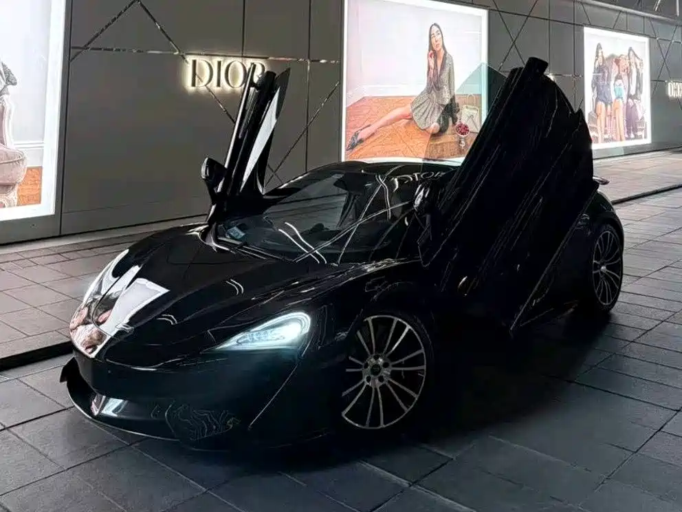 McLaren 570 2017 — фото 1