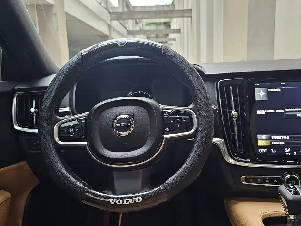 Volvo S90 2017 — фото 6