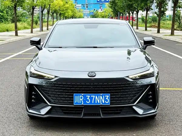 Changan UNI-V 2022