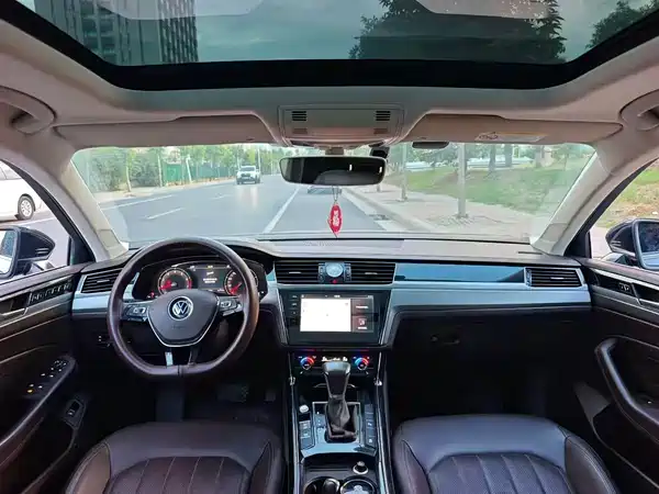 Volkswagen Phideon 2021