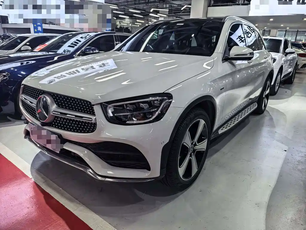 Mercedes-Benz GLC 2022 — фото 1