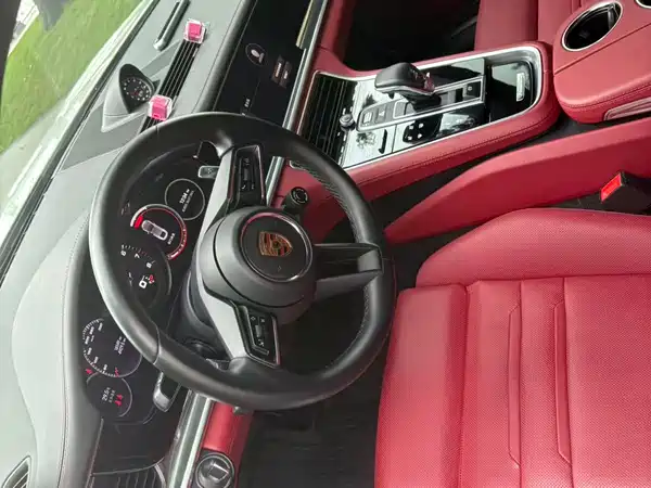 Porsche Panamera 2024