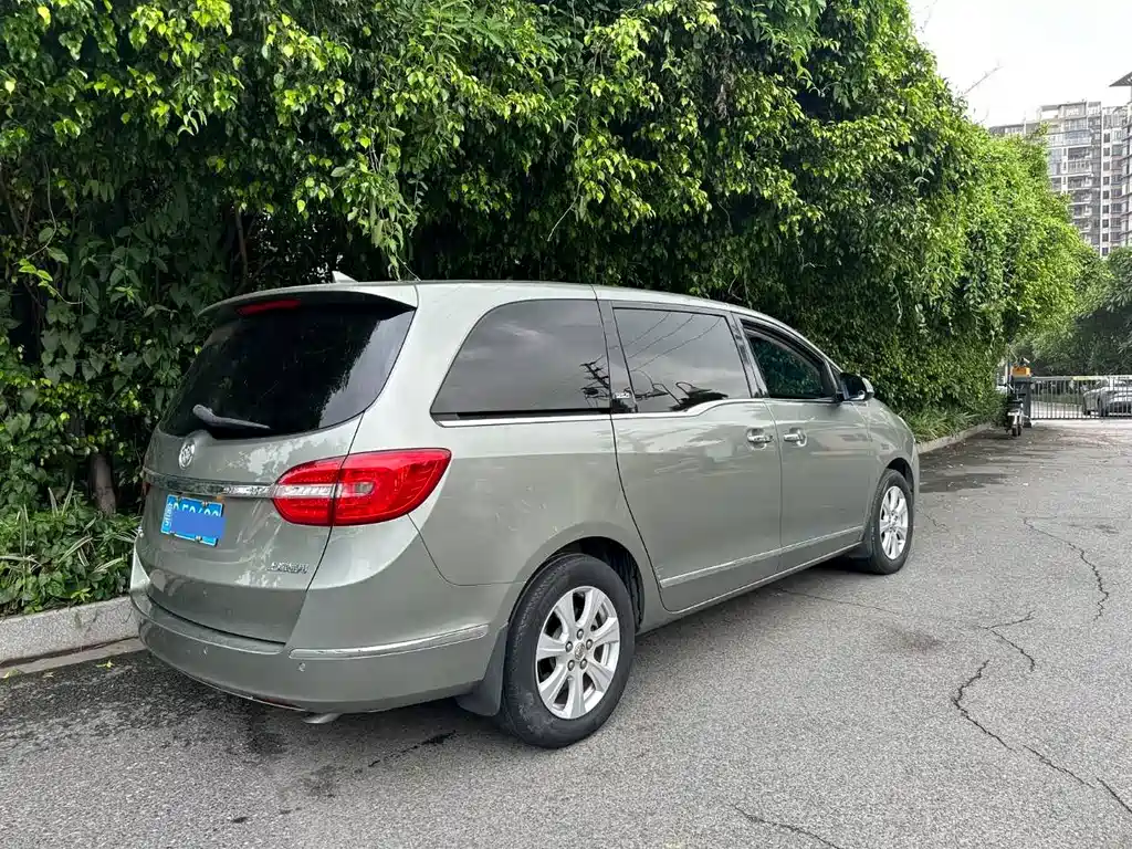 Buick GL8 2014