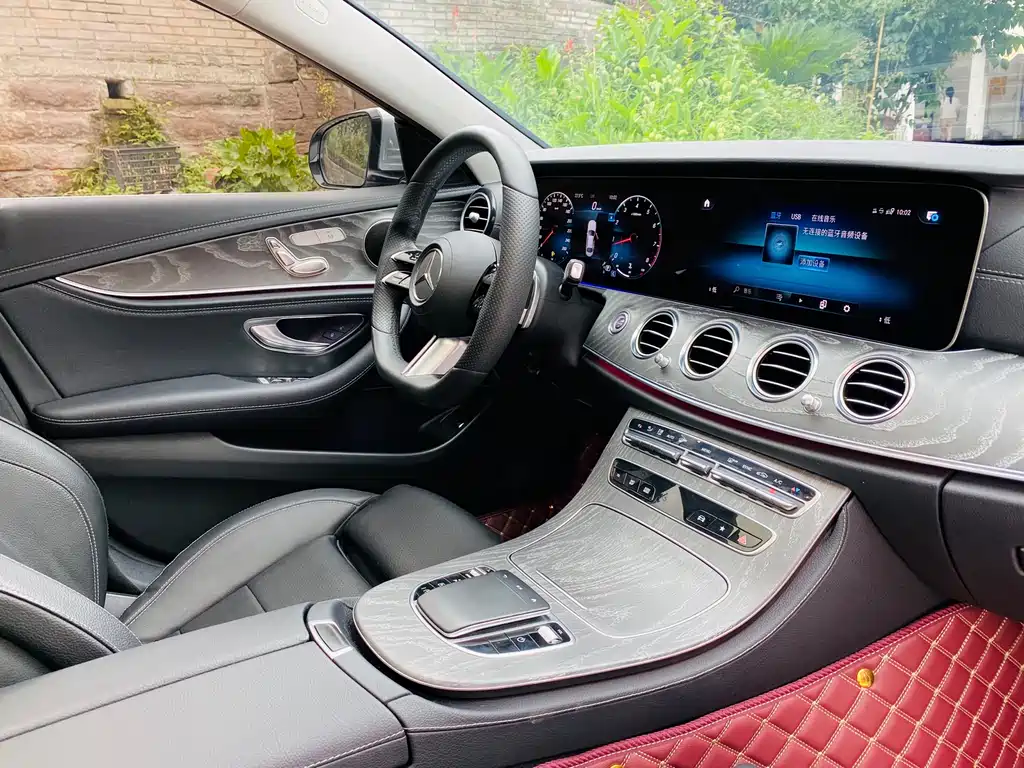 Mercedes-Benz E-Class 2022 — фото 19