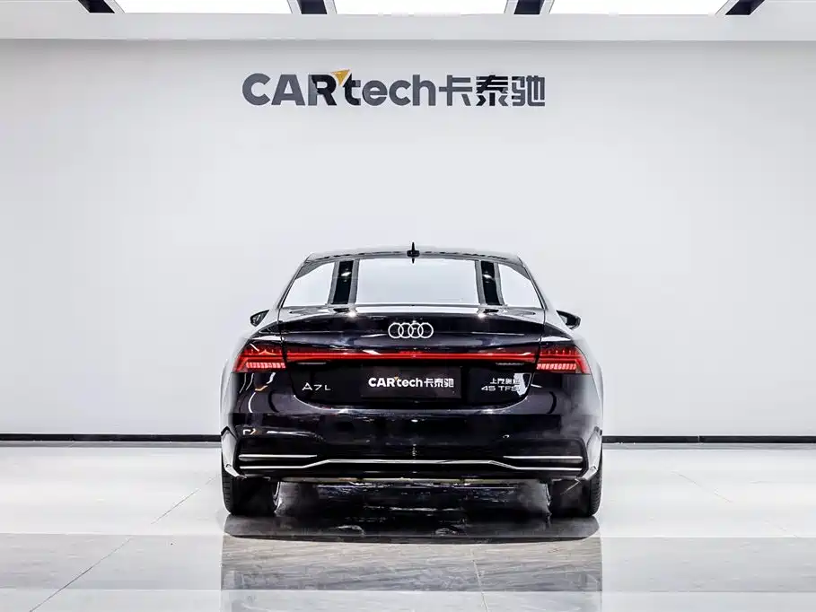 Audi A7L 2024 — фото 5