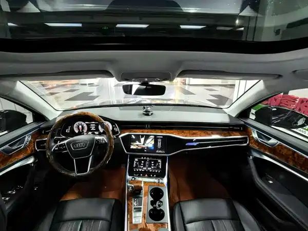 Audi A6 2024