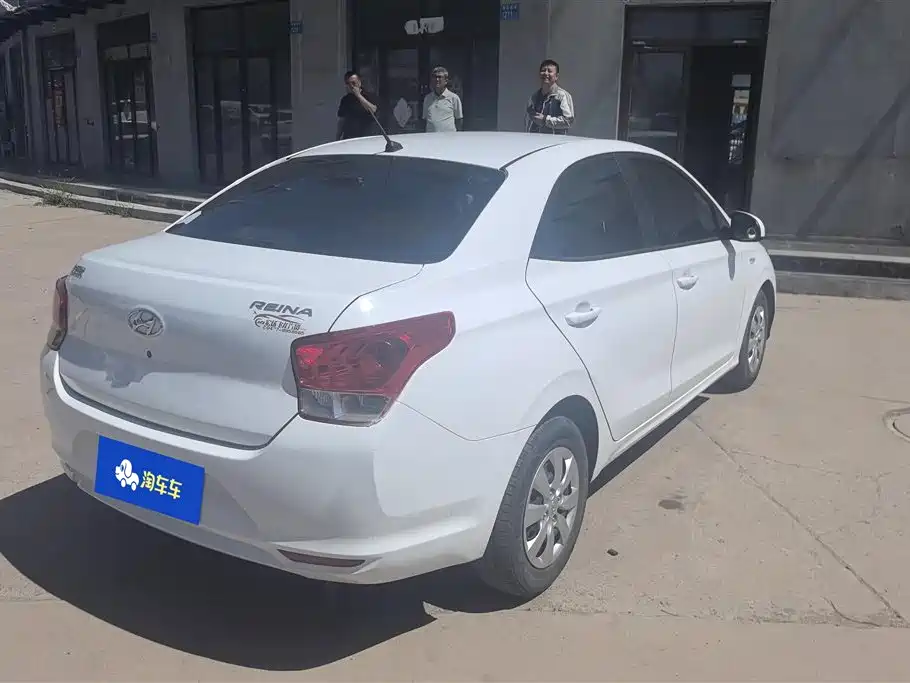 Hyundai Verna 2020 — фото 3