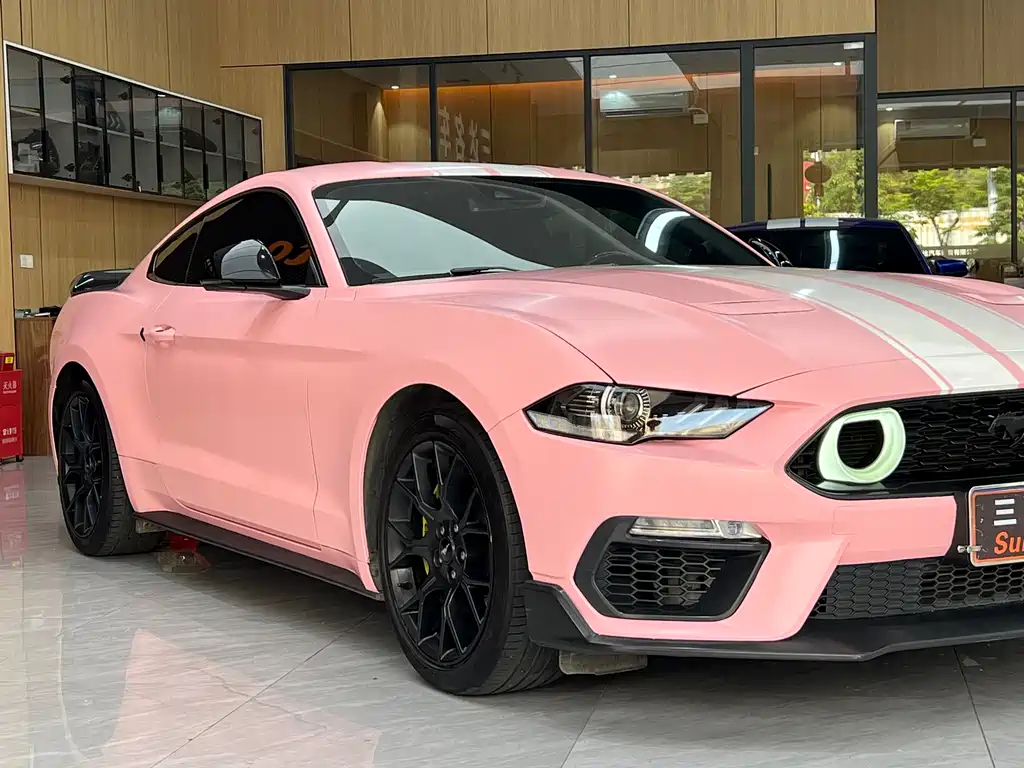 Ford Mustang 2020 — фото 11