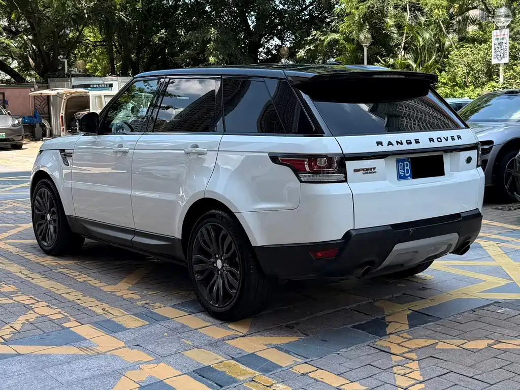 Land Rover Range Rover Sport 2015 — фото 9