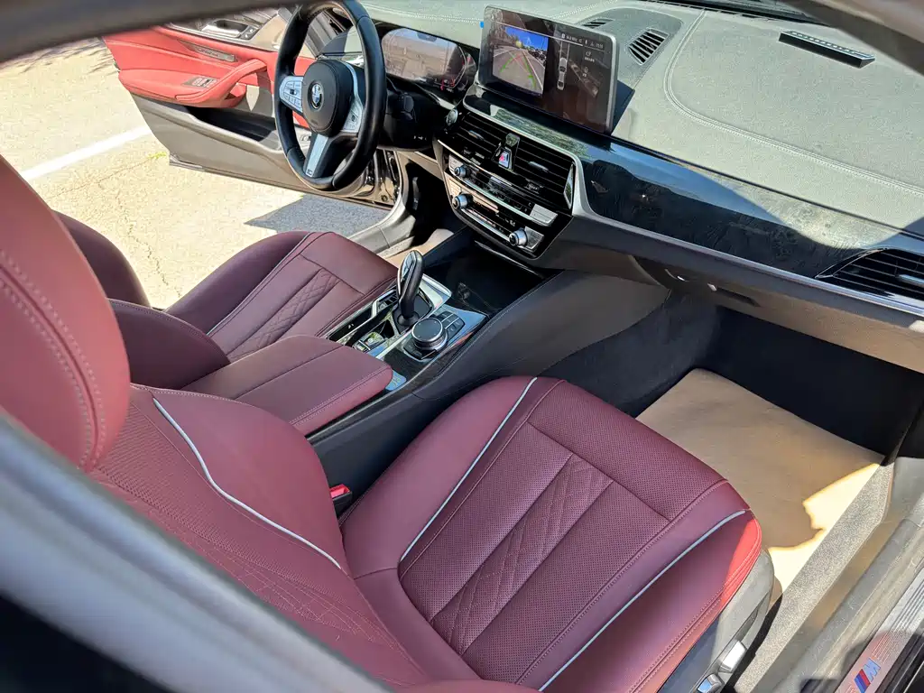 BMW 5 Series 2023 — фото 12