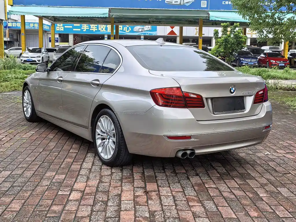 BMW 5 Series 2017
