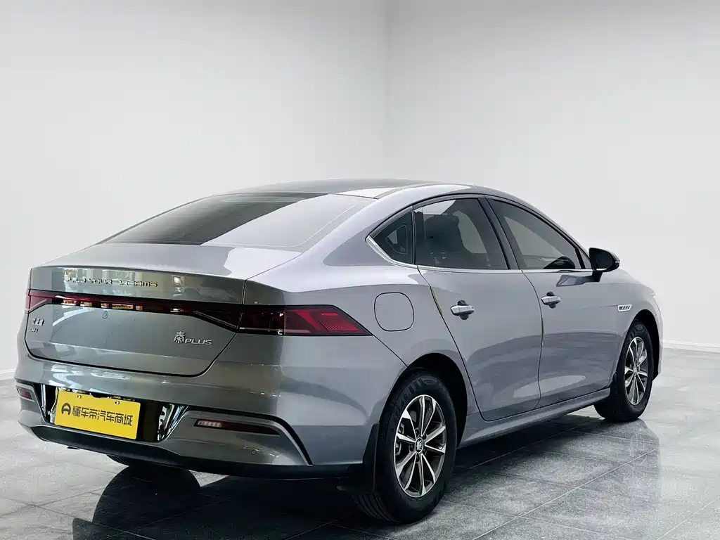BYD Qin PLUS 2023 — фото 7