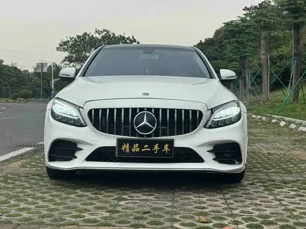 Mercedes-Benz C-Class 2020