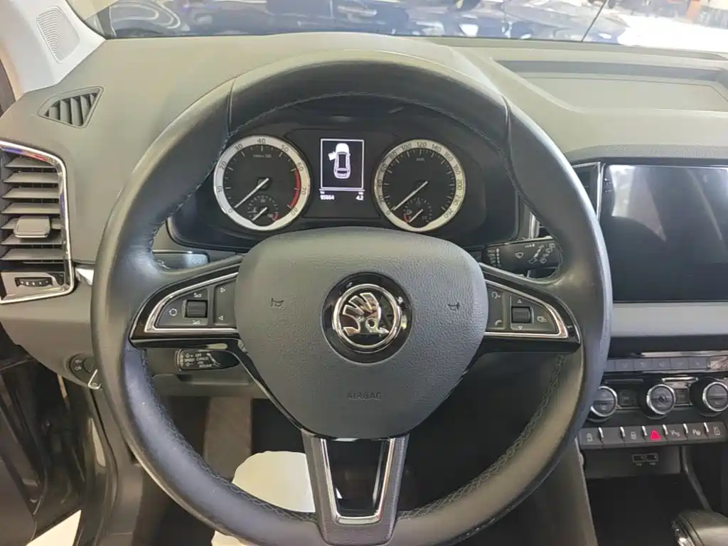 Skoda Korok 2018 — фото 11