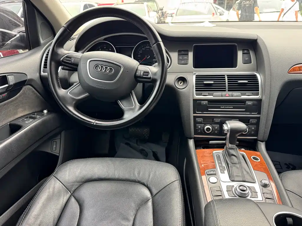 Audi Q7 2014 — фото 5