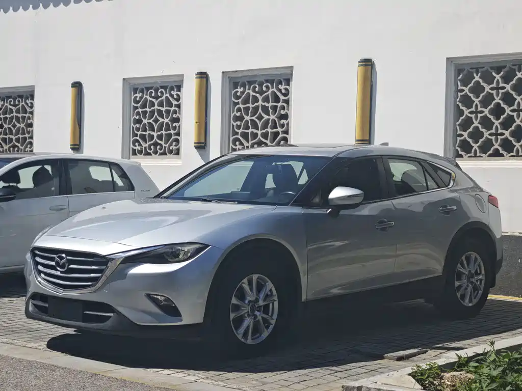Mazda CX-4 2018 — фото 1
