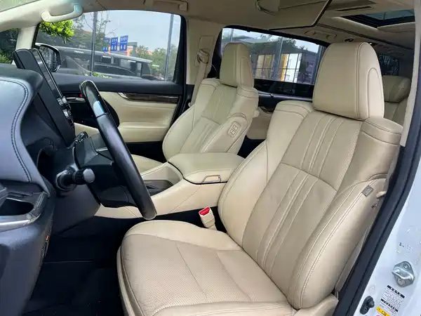 Toyota Alphard 2018