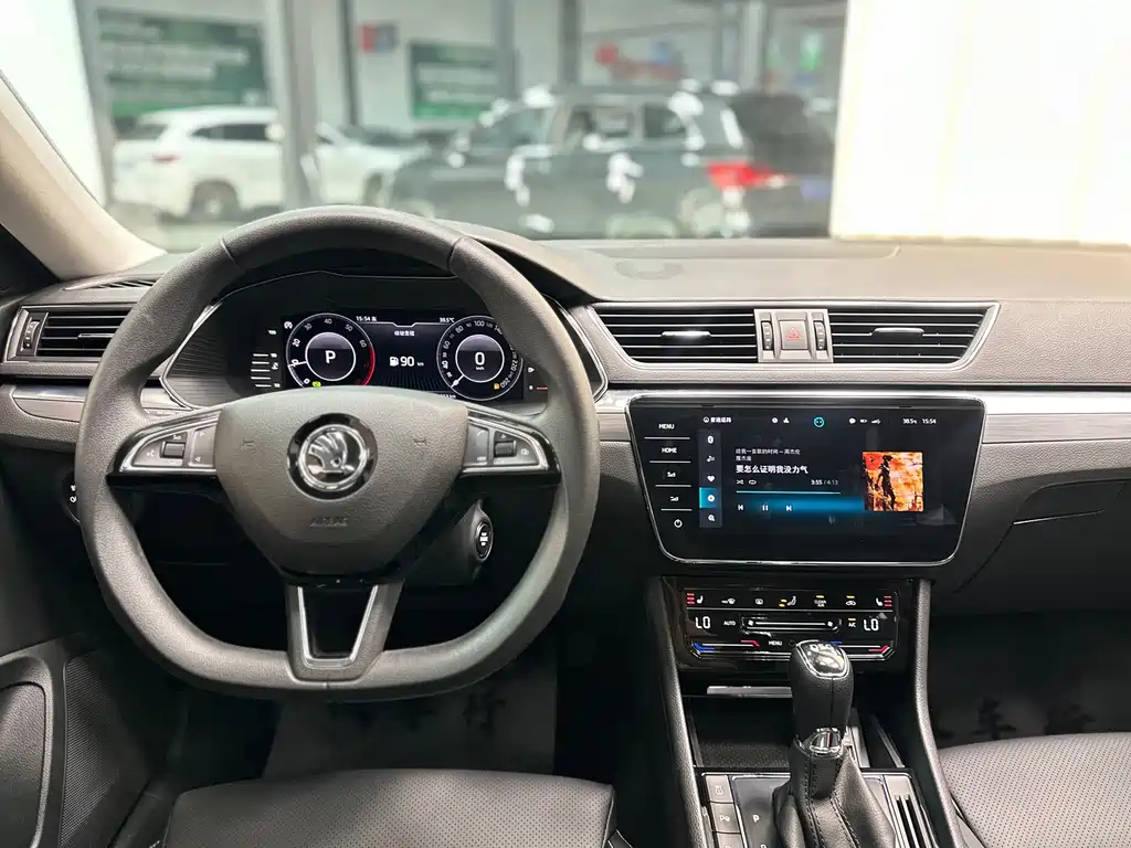 Skoda Speedy 2023 — фото 23
