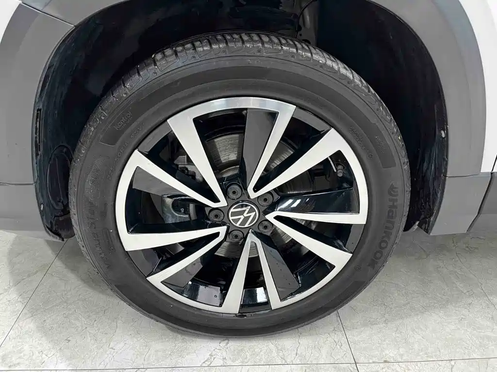 Volkswagen Tharu 2022 — фото 19