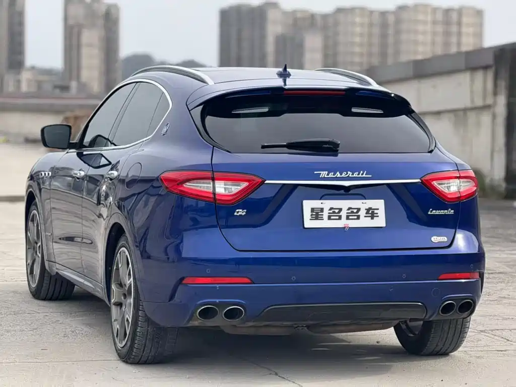 Maserati Levante 2019 — фото 14