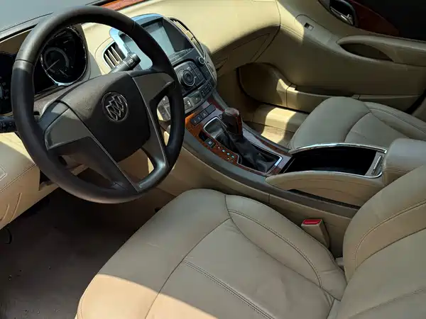 Buick LaCrosse 2013