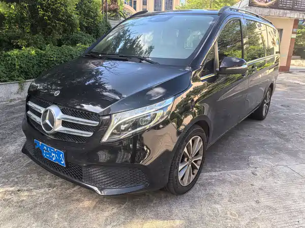 Mercedes-Benz V-Class 2022