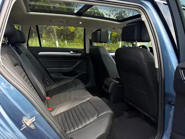 Volkswagen Viloran 2017
